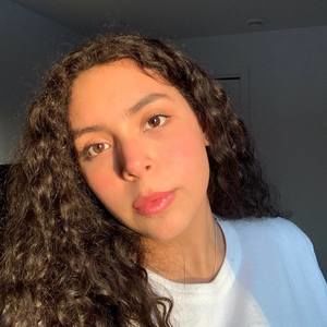 Meet your Posher, Maria gabriela